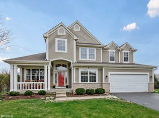 7 Sheffield Ct, Cary, IL 60013