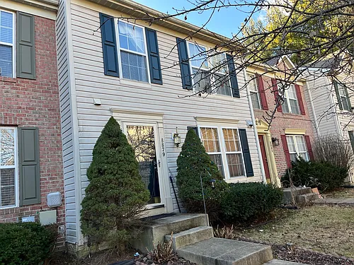 8879 Papillon Dr Photo 1