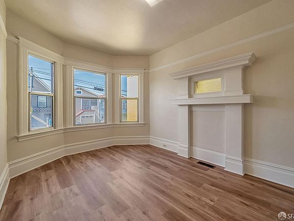 5th image of 25 Holyoke St
