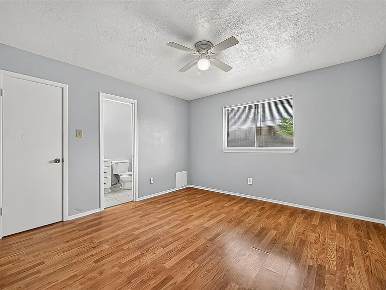 1606 Westfork Dr — Photo 24