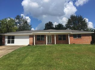 112 Deanna St, Gulfport, MS 39503