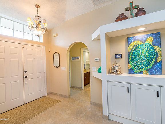 2nd image of 326 Las Olas Dr