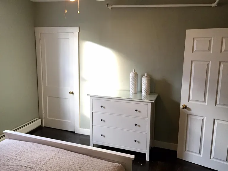 372 Thames St #2 — Photo 16