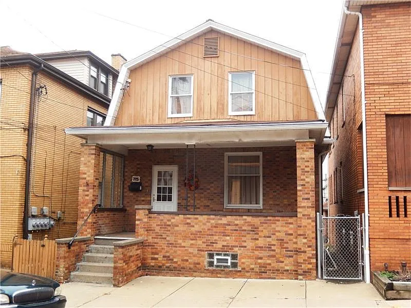 715 Kerr St photo 1