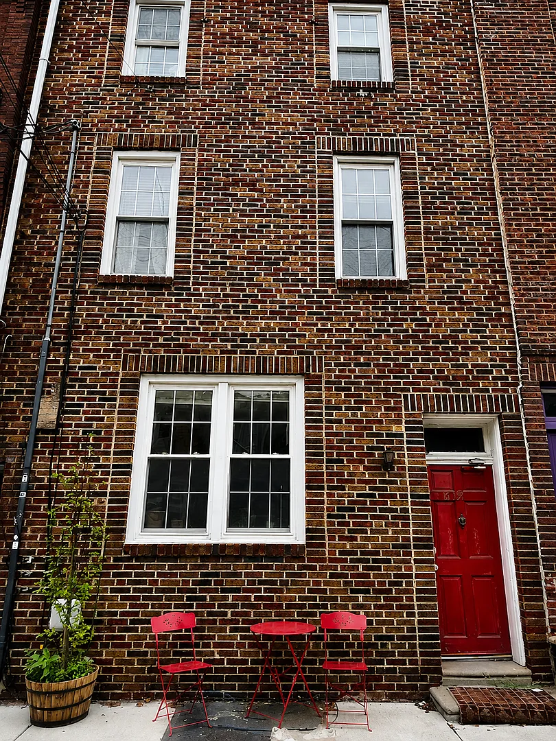 3rd Street 619 S — Photo 1