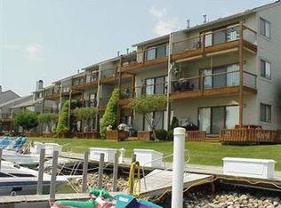 1745 N Windward Dr, Port Clinton, OH 43452