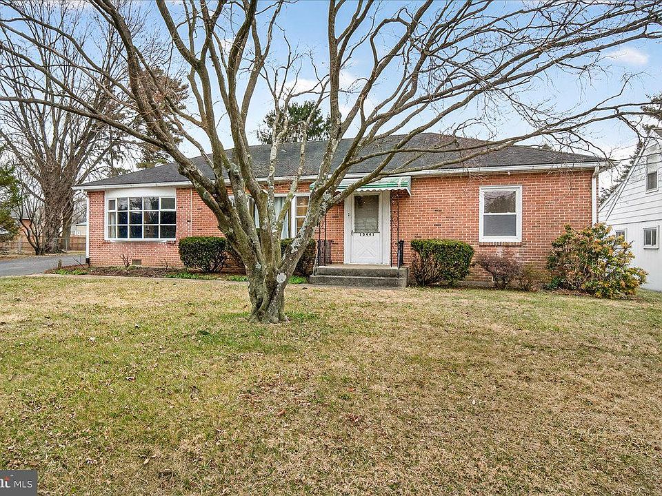 1st image of 18441 Woodside Dr