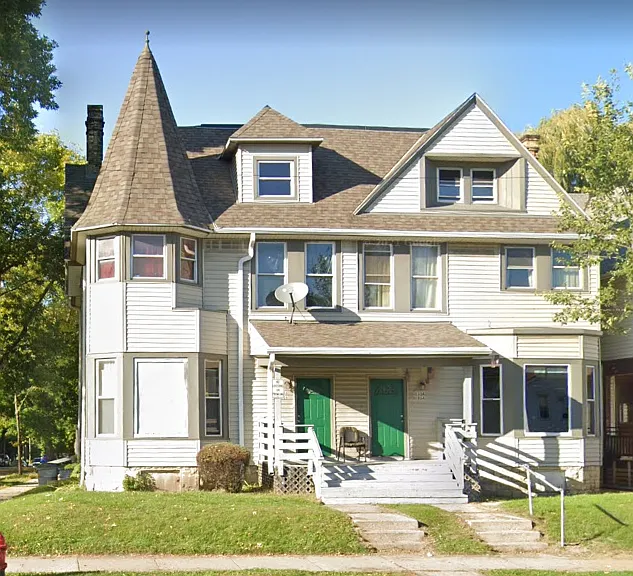2334 W National Ave — Photo 7