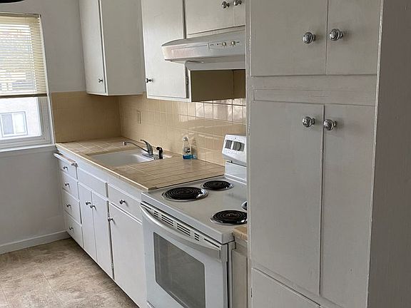 3rd image of 1395 47th Ave APT 6