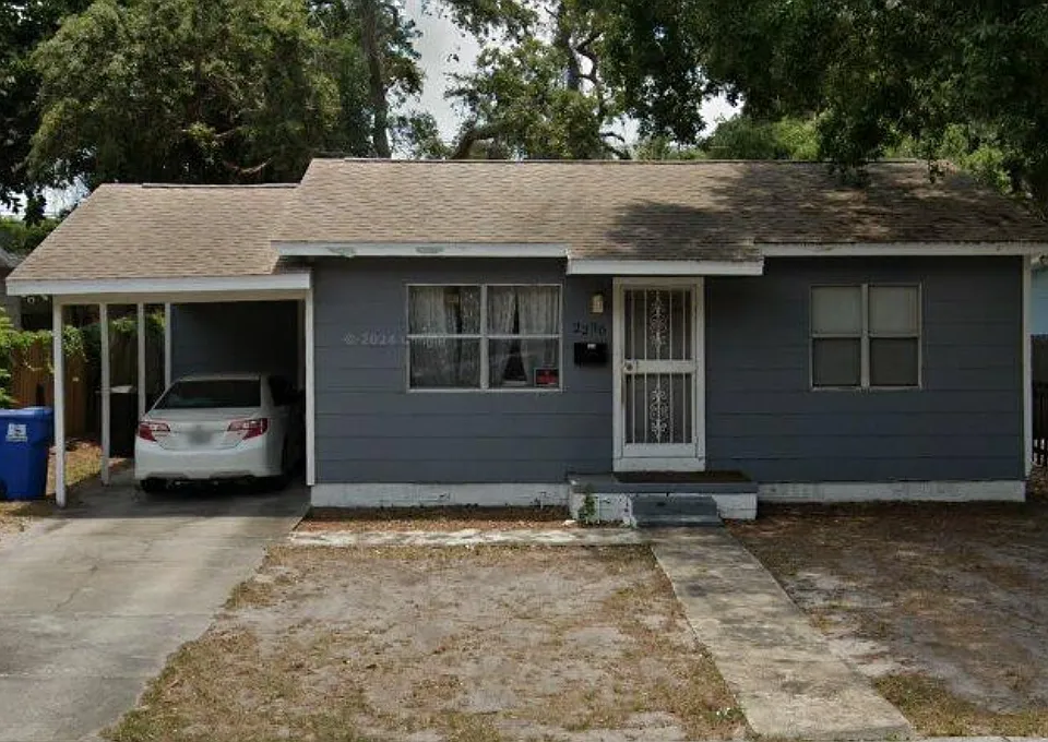 2230 17th Ave S