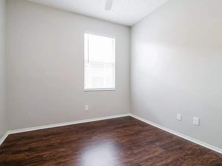 1136 Cherry Valley Way — Photo 12