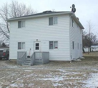 1st image of 212 S Sterling St