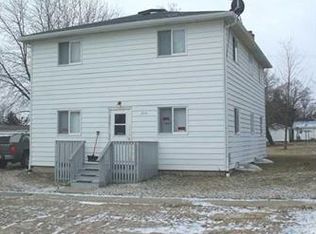 212 S Sterling St, Ashley, MI 48806
