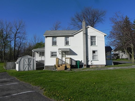 2nd image of 186 Park Ave