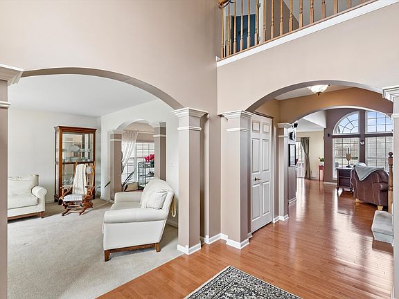 3rd image of 4917 Kimball Ln