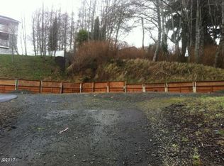 2455 NE 29th St, Lincoln City, OR 97367