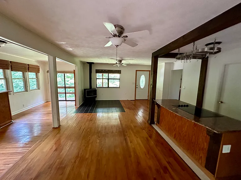 471 Curtis Creek Rd — Photo 15