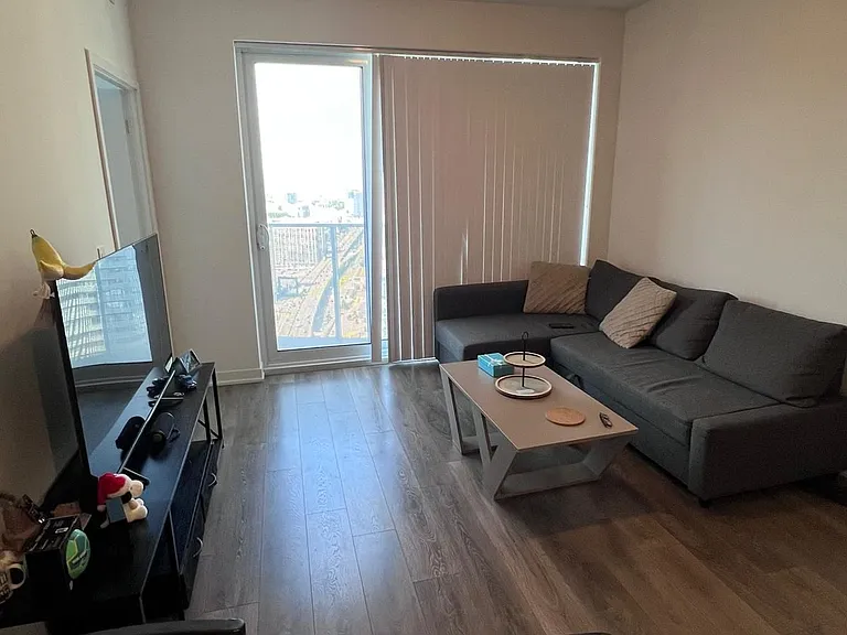 100 Harbour St #4601 — Photo 4