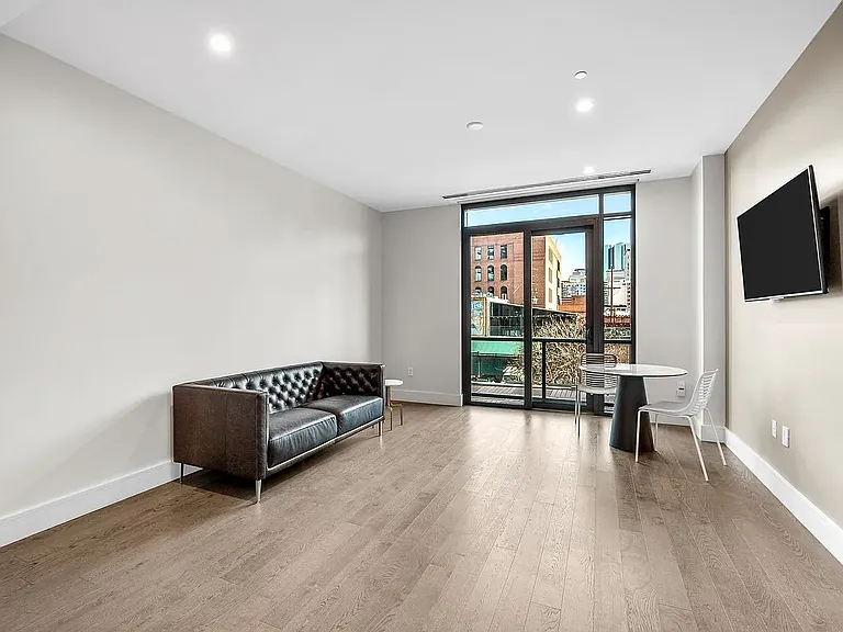 1901 Wazee St #315 — Photo 10