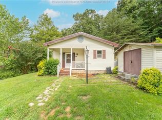 81 Decatur Ln, Bomont, WV 25030