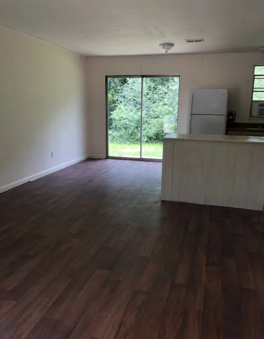 1 bed, 1.0 bath, 550 sqft, $900 — Photo 4