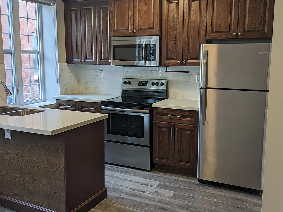 17 Quebec St #304