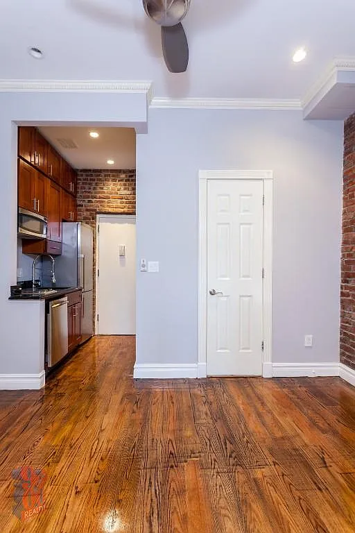 51 Leroy Street — Photo 4