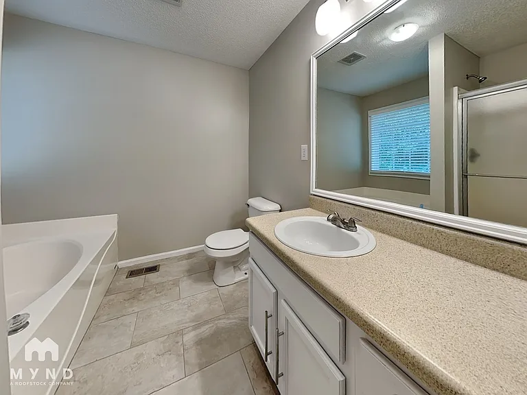 93 Deidre Ct — Photo 9
