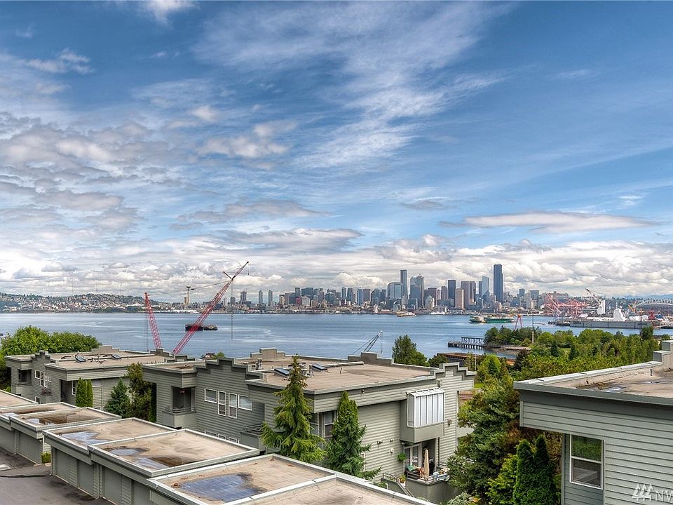 1st image of 2349 Harbor Ave SW Unit 704