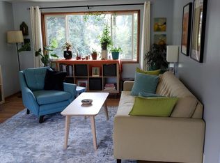 7112 SE Lincoln St, Portland, OR 97215