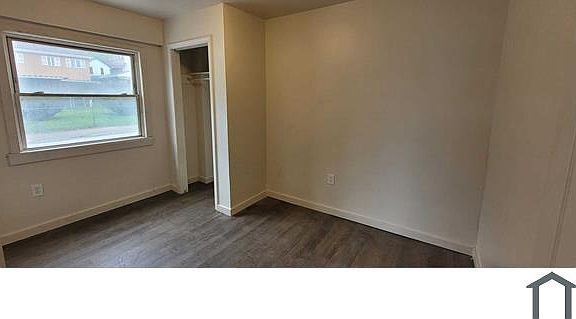 3rd image of 500 Larimer Ave APT 1