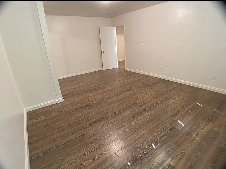 3655 Mount Vernon Ave — Photo 10