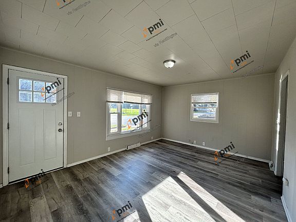 3rd image of 292 Hadley Rd