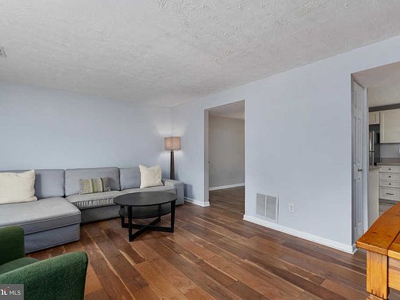 5th image of 1565 Star Pine Dr