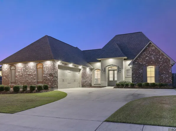 13323 Brookcrest Dr, Walker, LA 70785