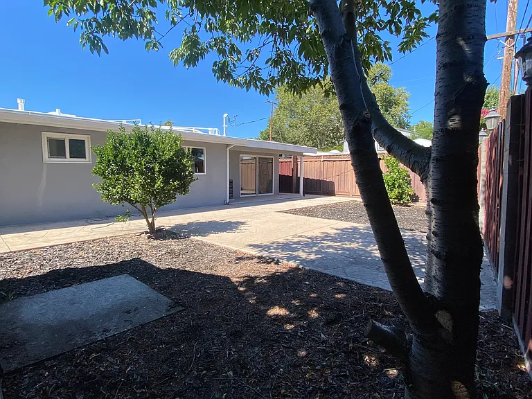 3380 Granada Ave — Photo 11