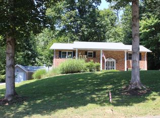 105 Berea Rd, Oak Ridge, TN 37830