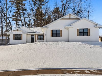 1093 Stordeur Dr, Green Bay, WI, 54313