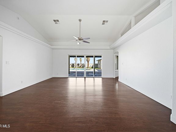 4th image of 9677 Denhart Ave