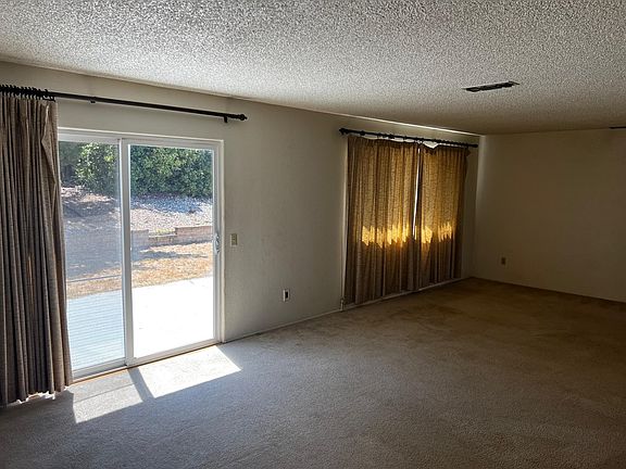 4th image of 135 Monowood Dr