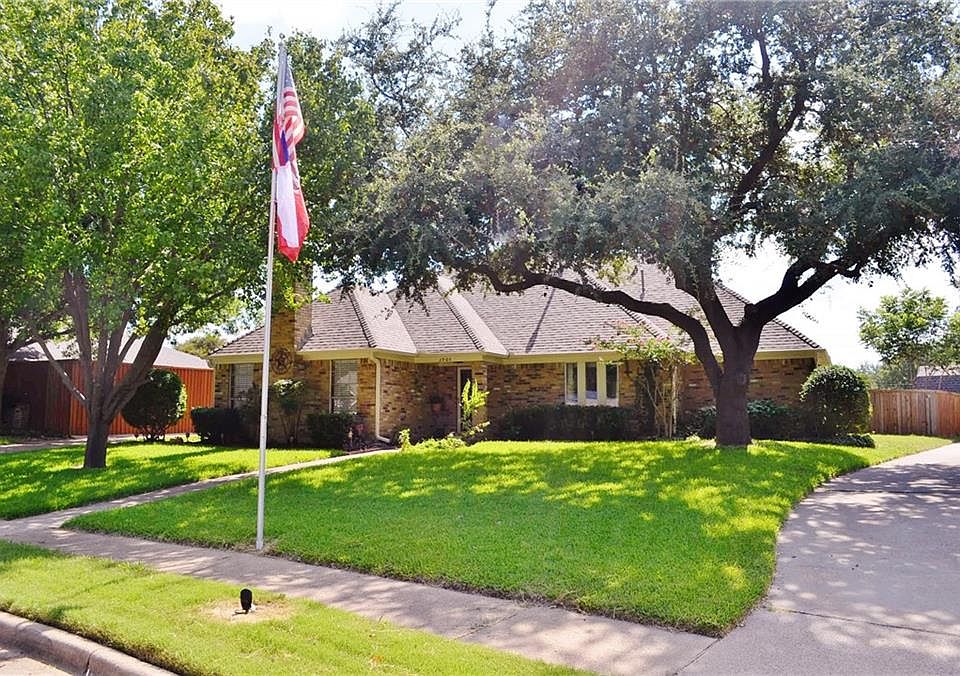 1st image of 2905 Newport Cir
