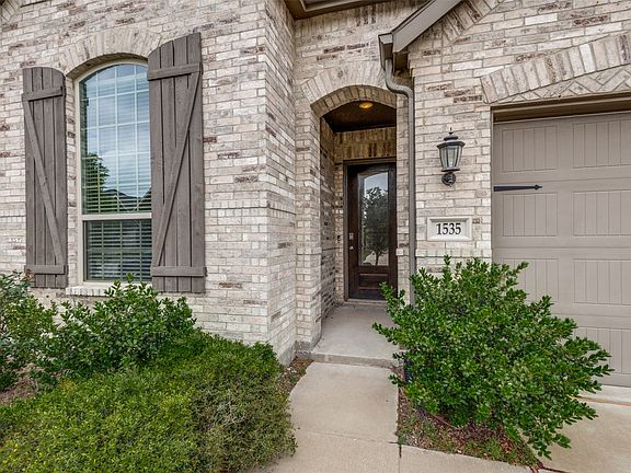 3rd image of 1535 Wheatley Way