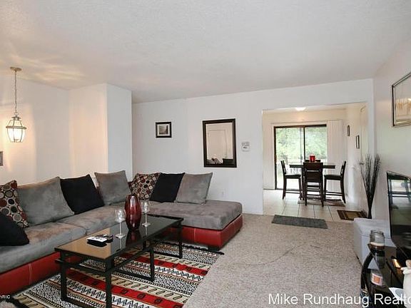 3rd image of 710 56th St SE