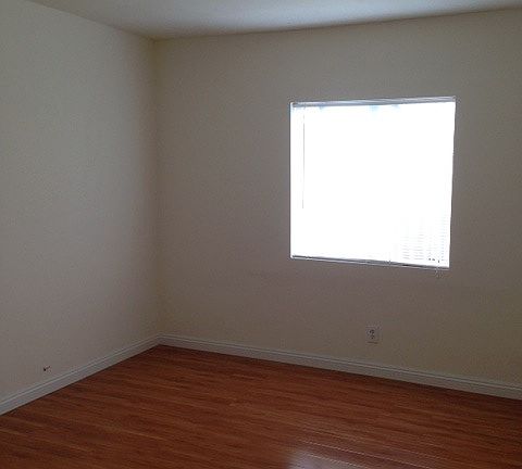4th image of 334 Pomelo Ave APT A