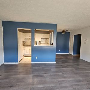 4787 Columbia Rd UNIT 103, North Olmsted, OH, 44070