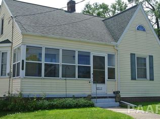 214 W Garfield Ave, Bartonville, IL