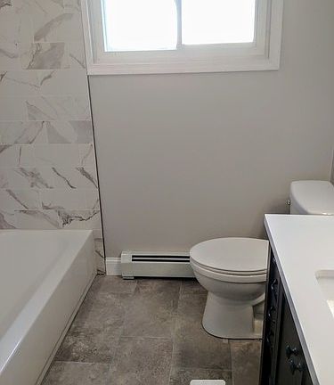 4th image of 811 Englewood Ave #1