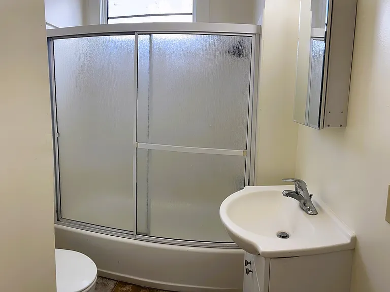 939 Broadway St #DEF — Photo 16