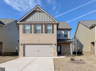 2454 Walker Dr, Hampton, GA