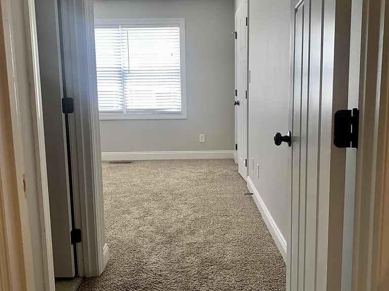 104 Capital St — Photo 25